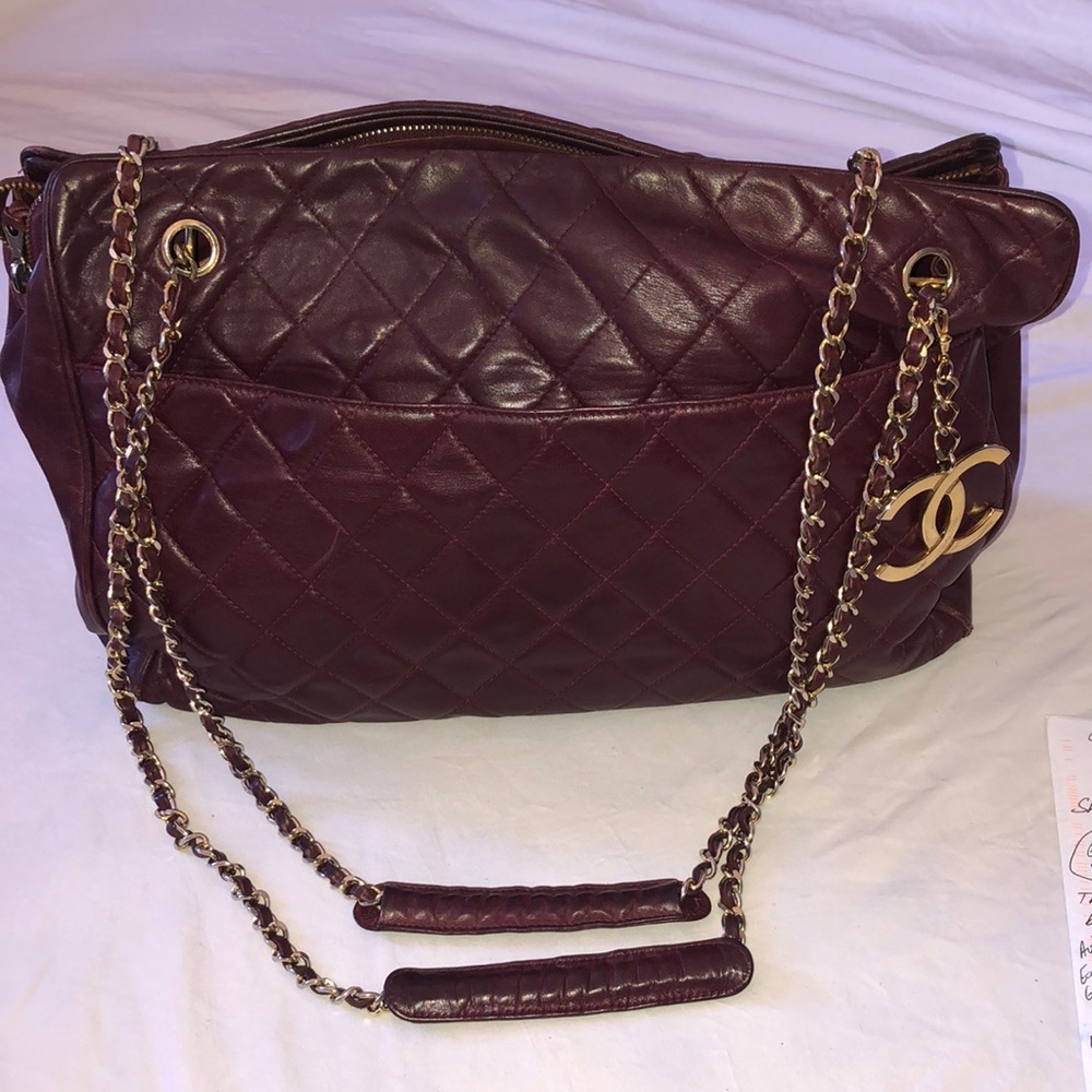 Autentic Large Chanel bag